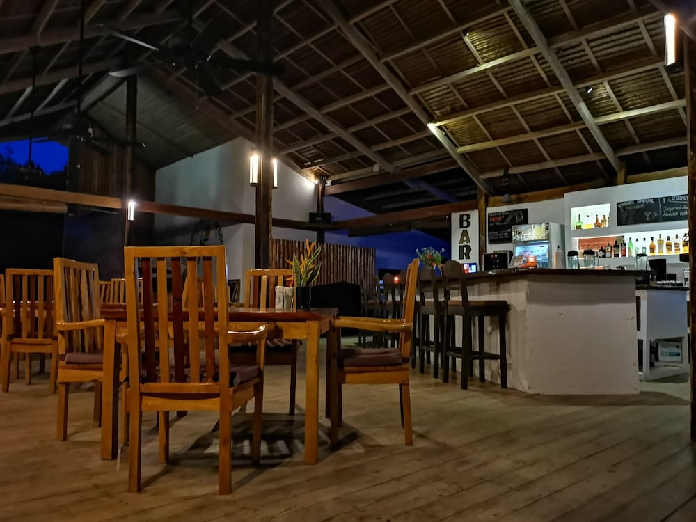 Kawayan Holiday Resort