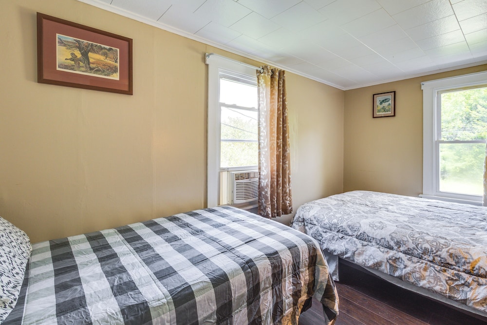 'chucker Chalet' - Hunters Haven in Houtzdale!