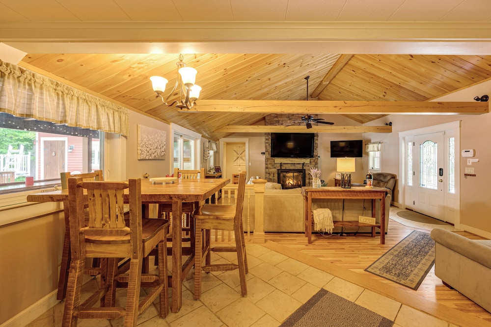 Home w/ Outdoor Entertainment Area in Ashland!