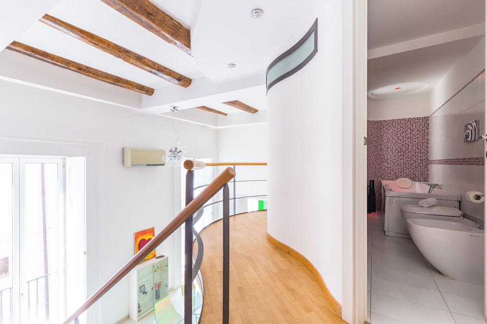 Design Studio Duplex at National Museum photo 3