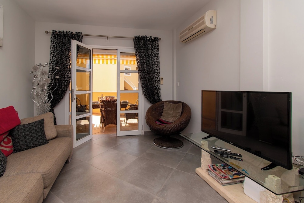 Wonderful 2 Bedroom Apartment Costa Adeje Tenerife
