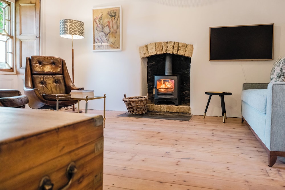 Historic 3 BD Cottage in the Cotswolds