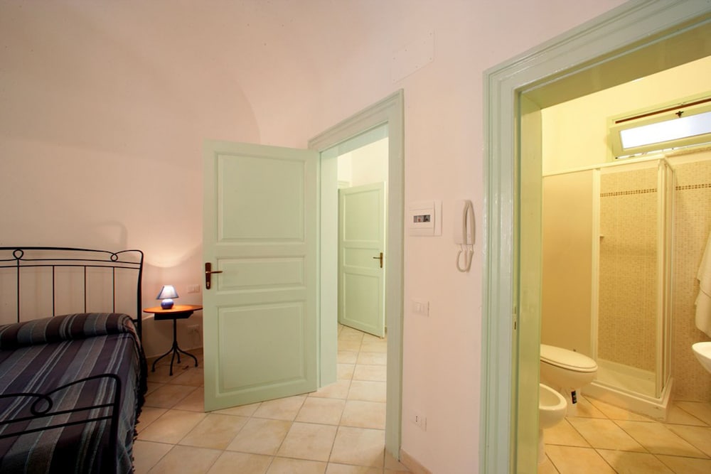 Flavica Home Holiday