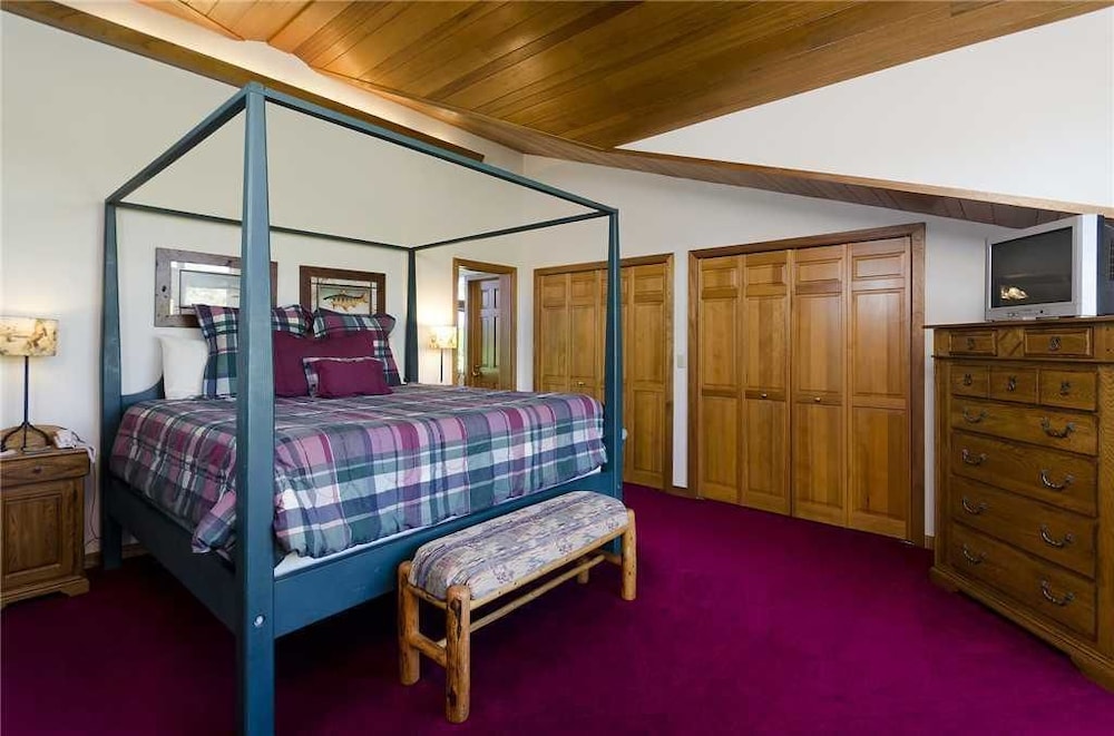 High Country Hideaway