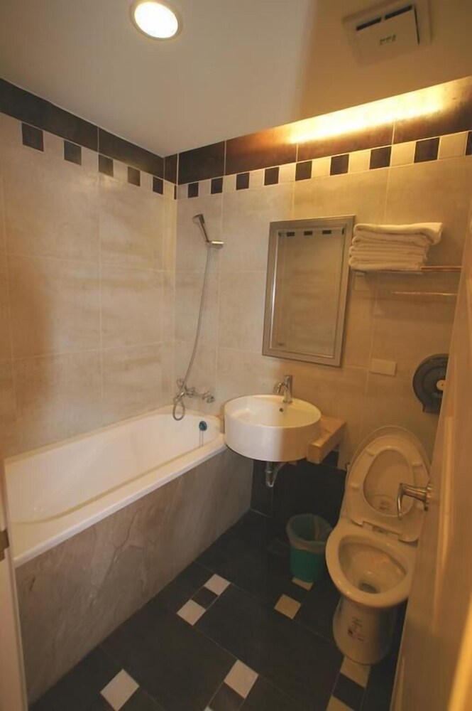Xiu Feng B&B