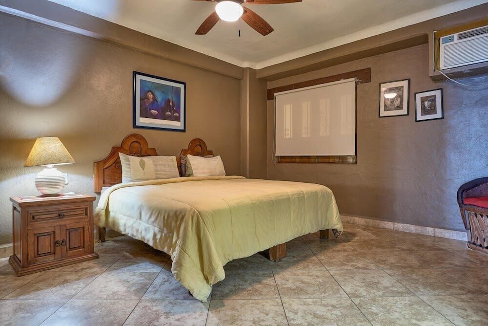 Ocean View 2Br Condo-balcony-beach-pool - 204