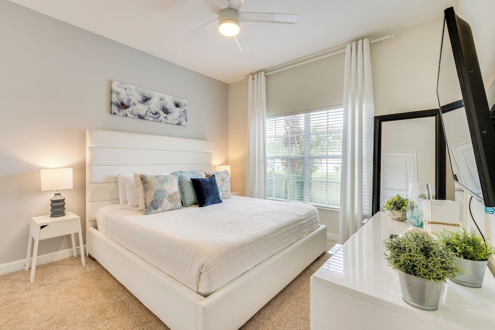 9 Mi to Wdw: Resort Retreat w/ Heated Pool!
