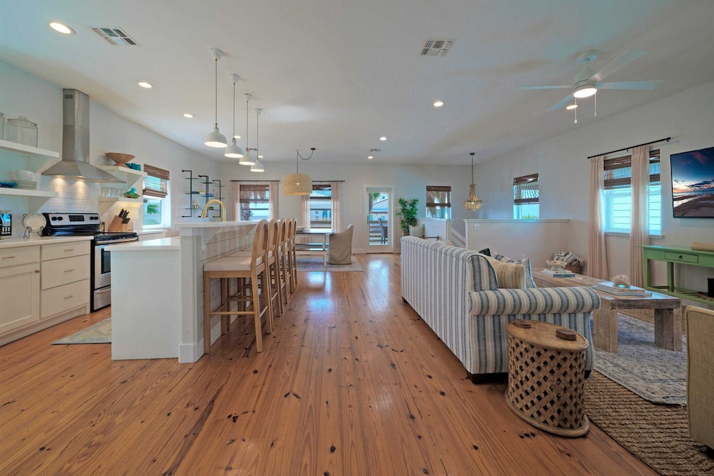 Coastal Escape w/ Pond Views + Pool Access Grahams Getaway by Avantstay