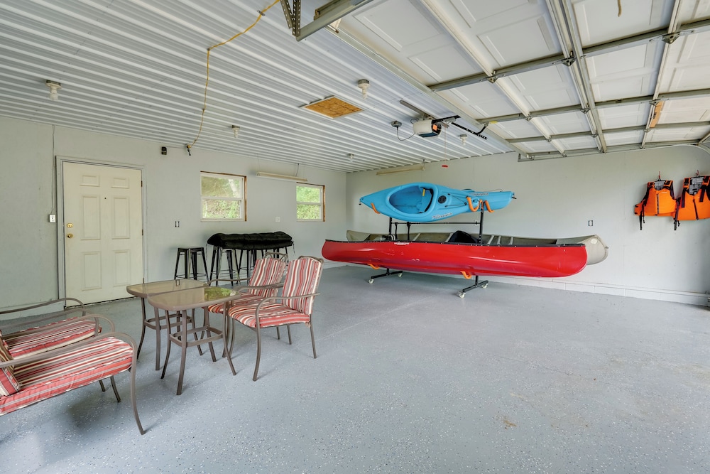 Lakefront Getaway w/ Dock & Yard in Reading!