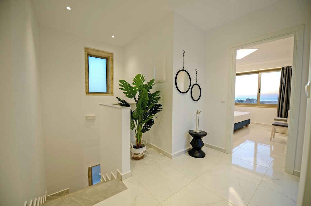 Koukis Villa With Sea View
