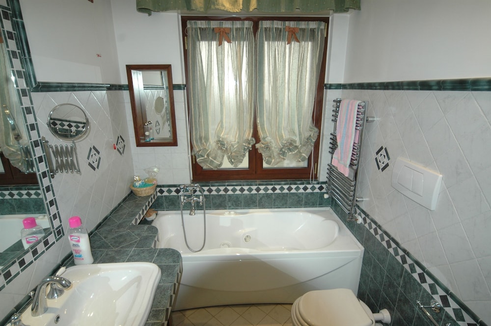 Roma Chic House - Luxury Apartment 1 People for Business Studio