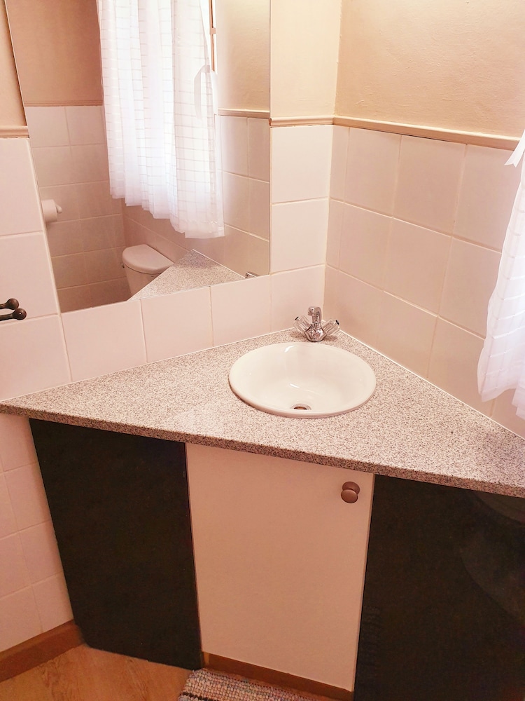 Shingalana Guest House