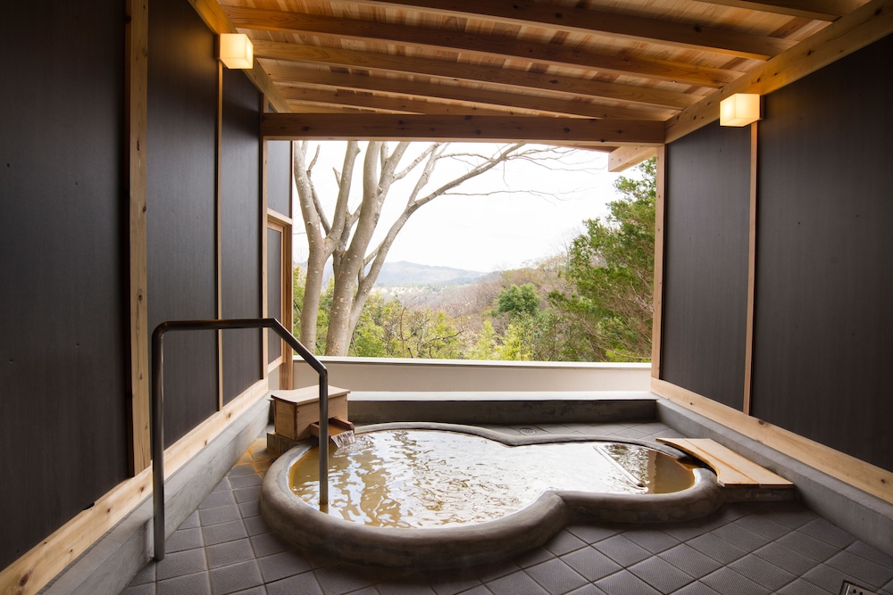 Arima Onsen Motoyu Ryuusenkaku