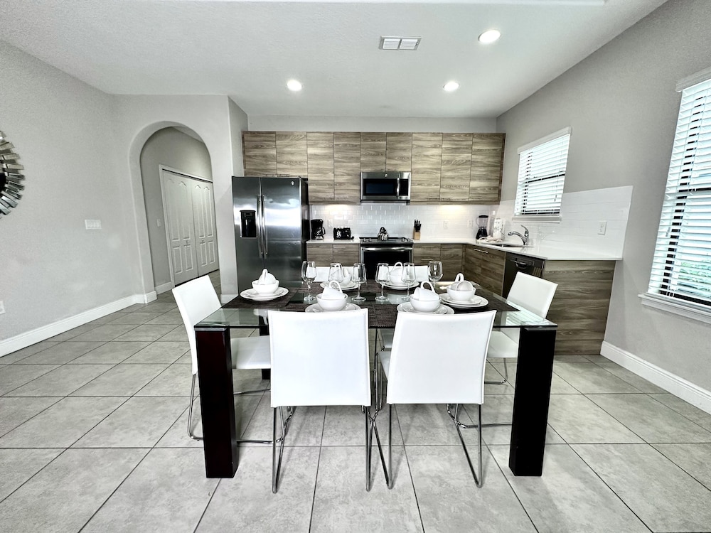 Balmoral Resort-206bp 3 Bedroom Home by Redawning view 5