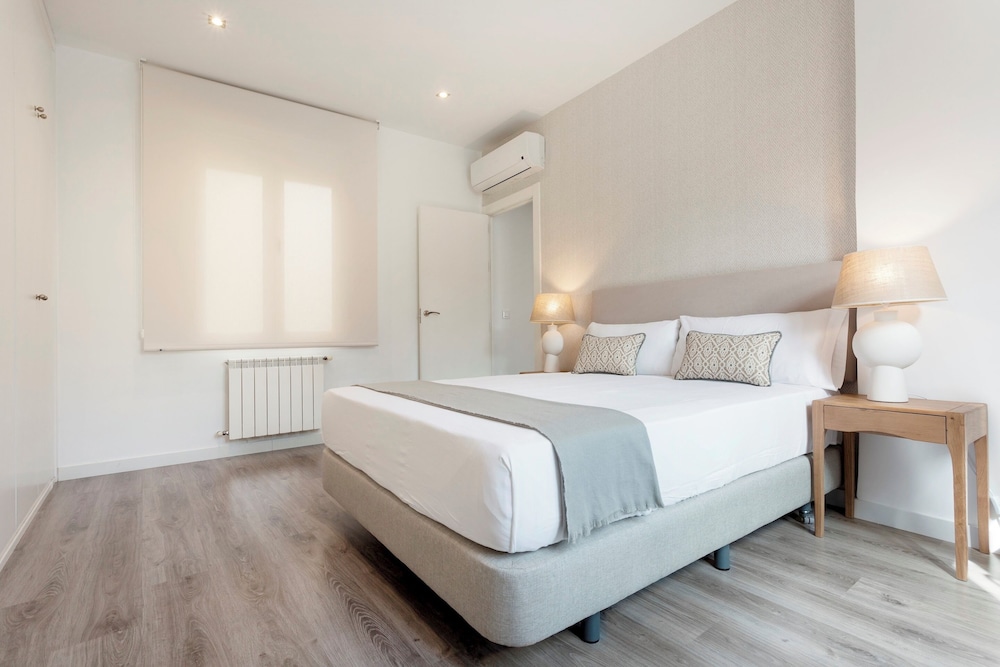 Exclusive 4BD Apartment. Abada