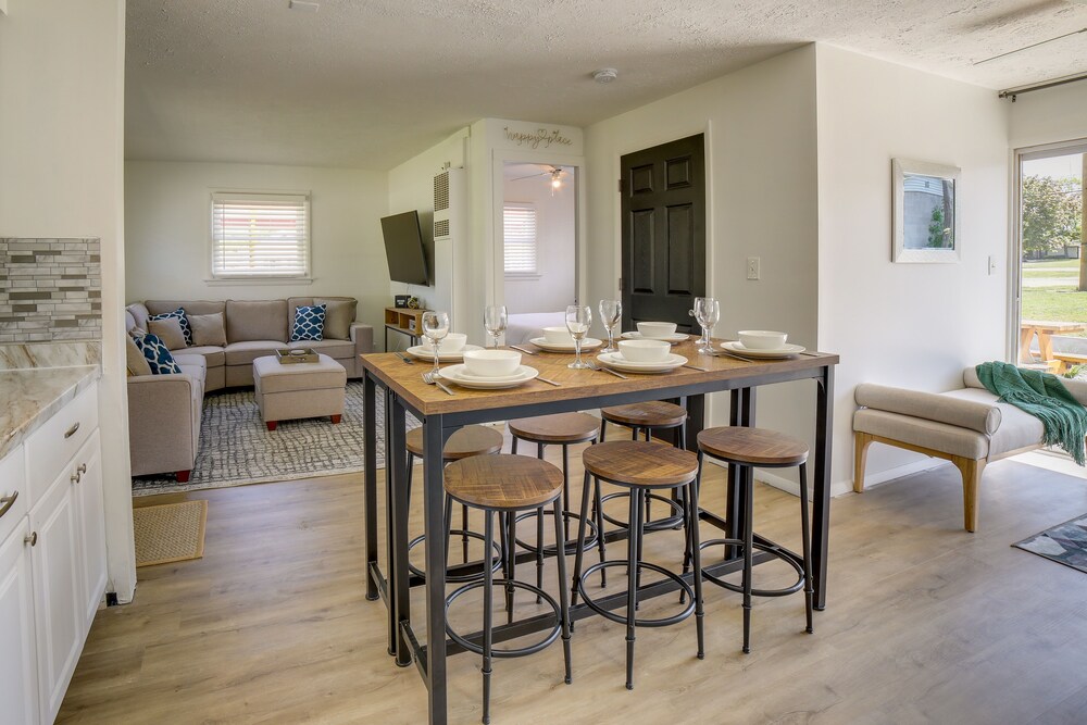 Lake City Vacations - Breezy Lake City Getaway - Walk to Englewood Beach - Property Image 9