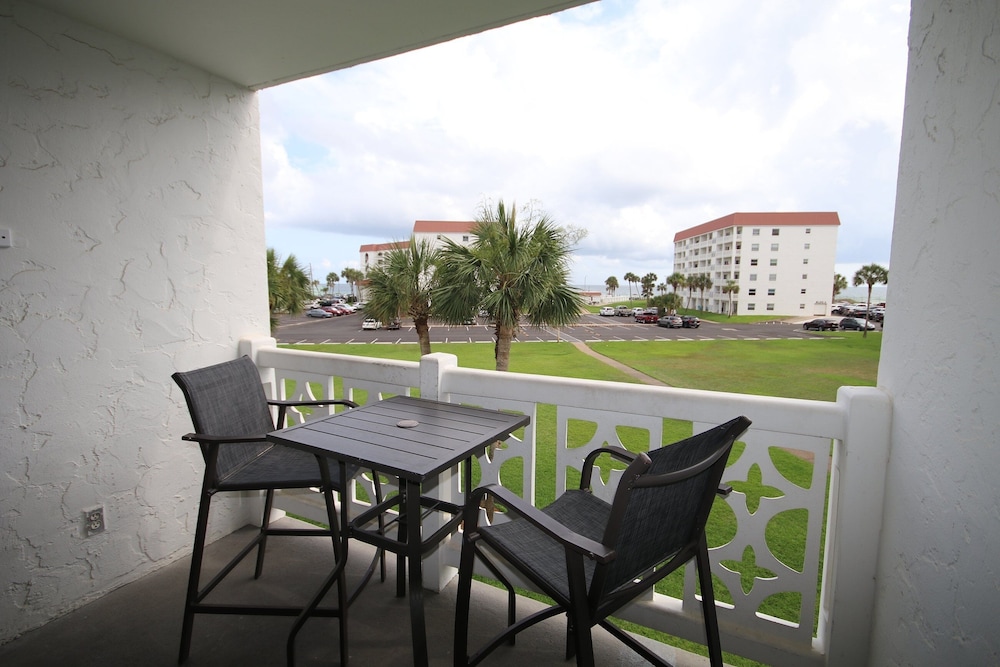 138 El Matador 2 Bedroom Condo