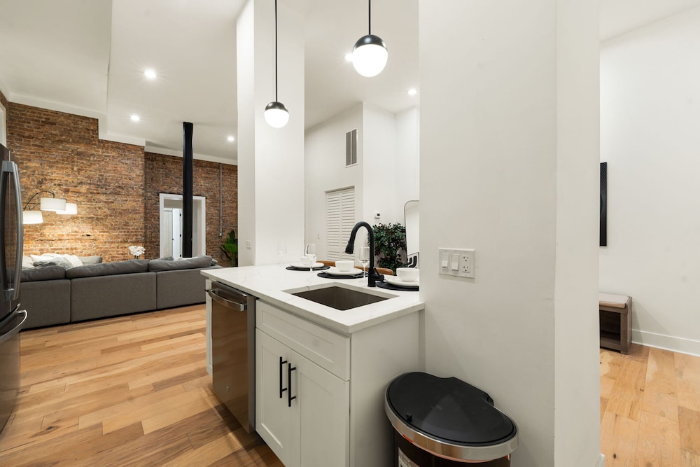 New West Town Listing
