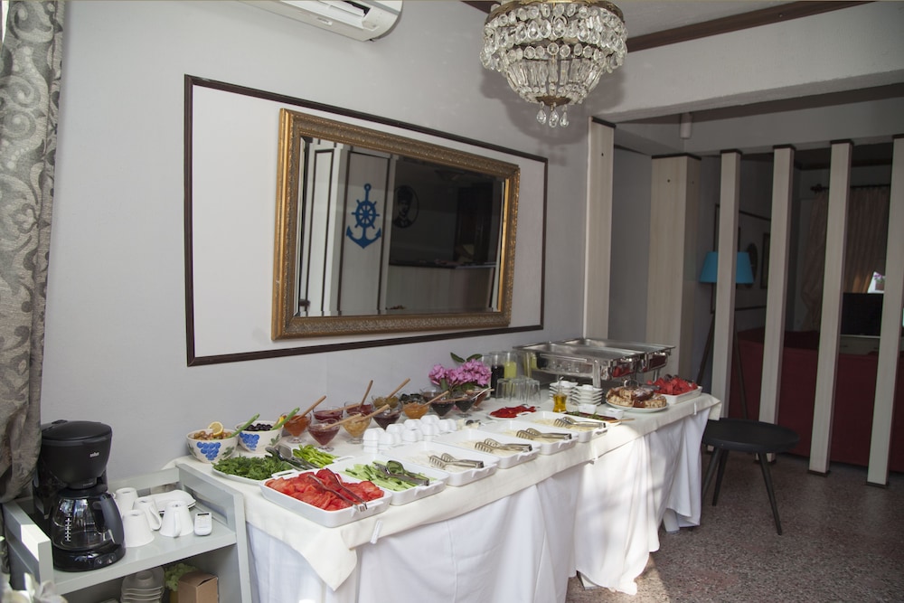 Iola Otel - Image 29