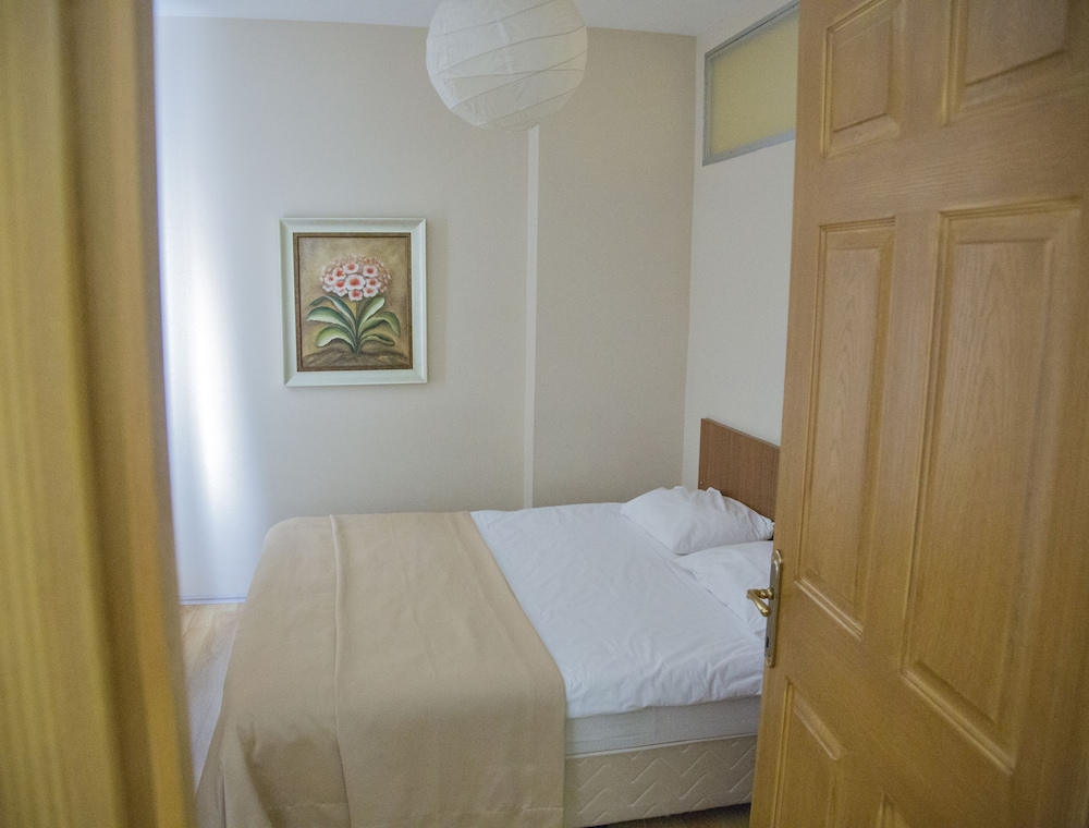 Airport Residence Kurtkoy - Image 10