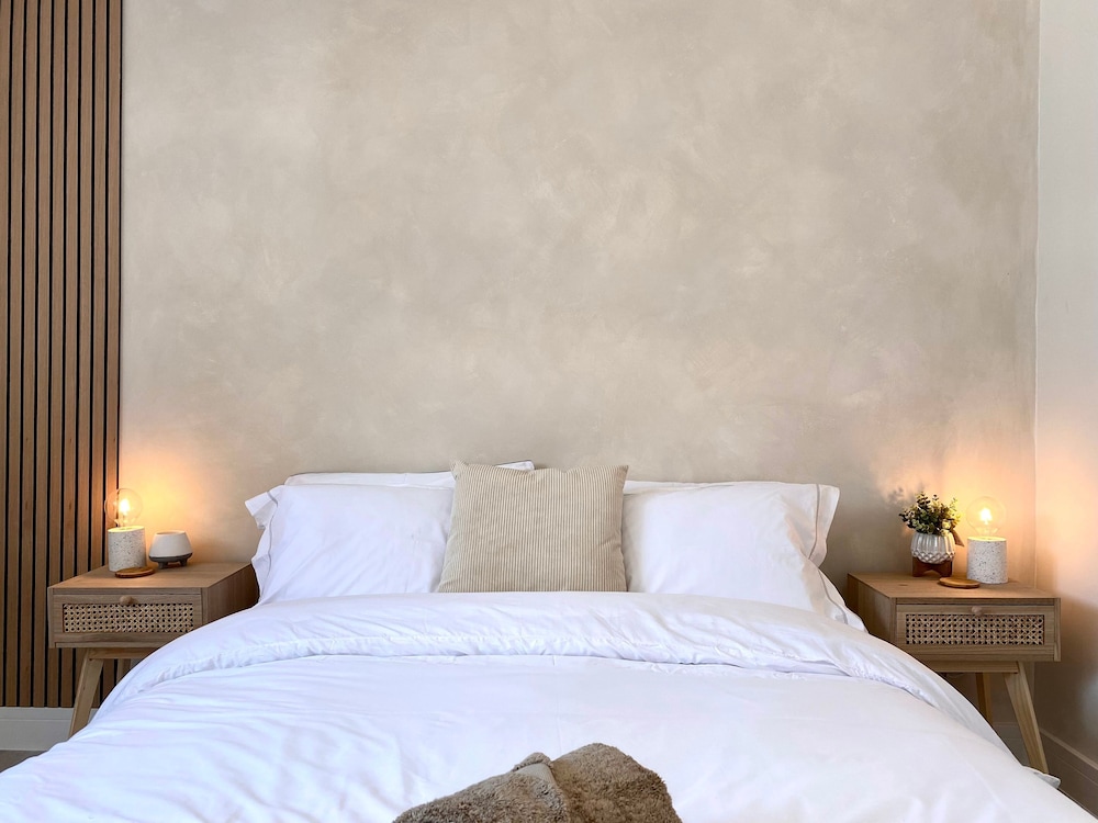 Luxury Scandi Inspired 1 Bed Apartment view 3