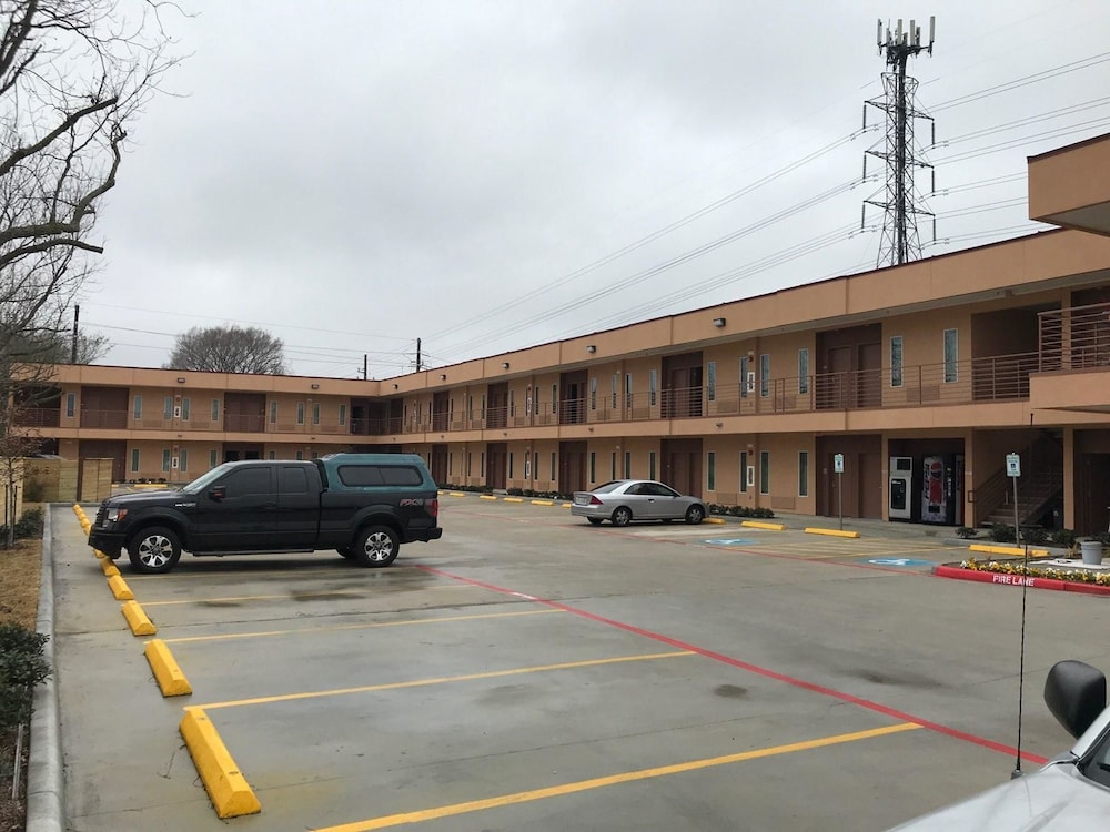 Crystal Inn - Sugar Land