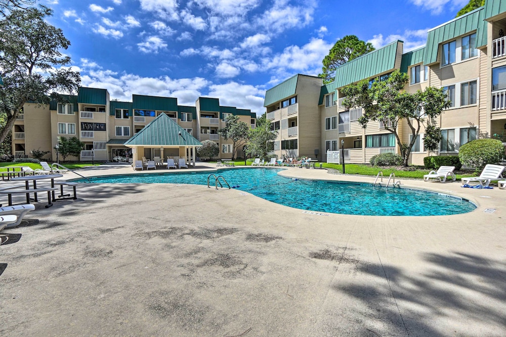 Beach & Pool Access: Tranquil Hilton Head Getaway
