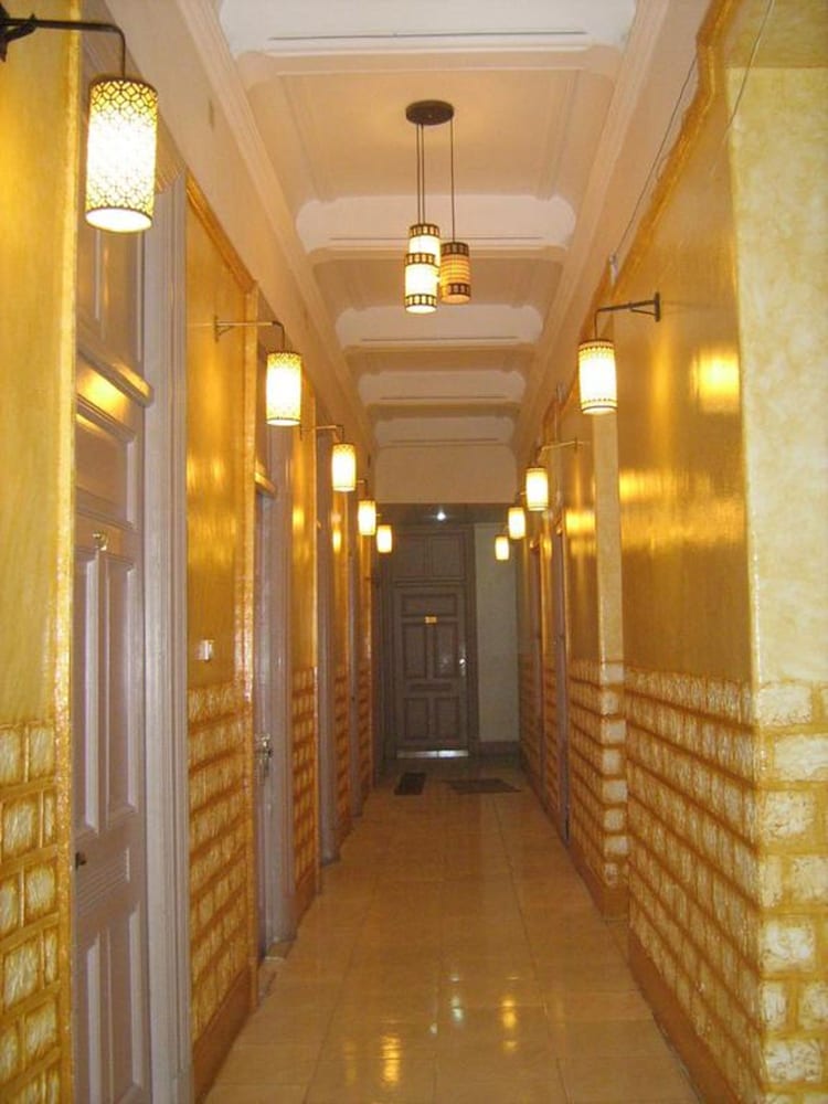Great Alexander Hostel