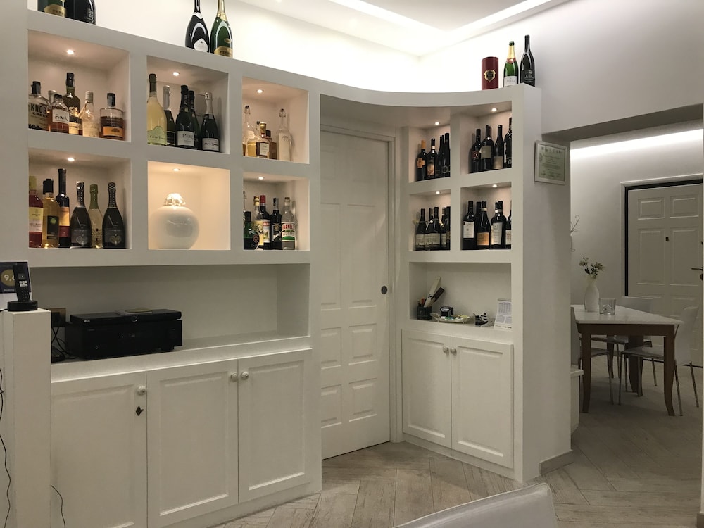 SunWine Bed & Breakfast photo 3