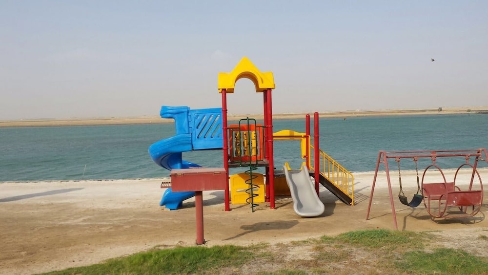 Hotel & Resort Golden Marina Yanbu فندق ومنتجع جولدن مارينا ينبع إدارة وتشغيل شركة منتجع المرسى الذهبي