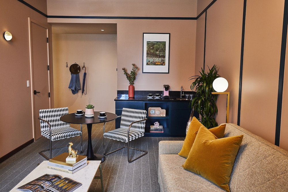 Fairlane Hotel, 사진 28