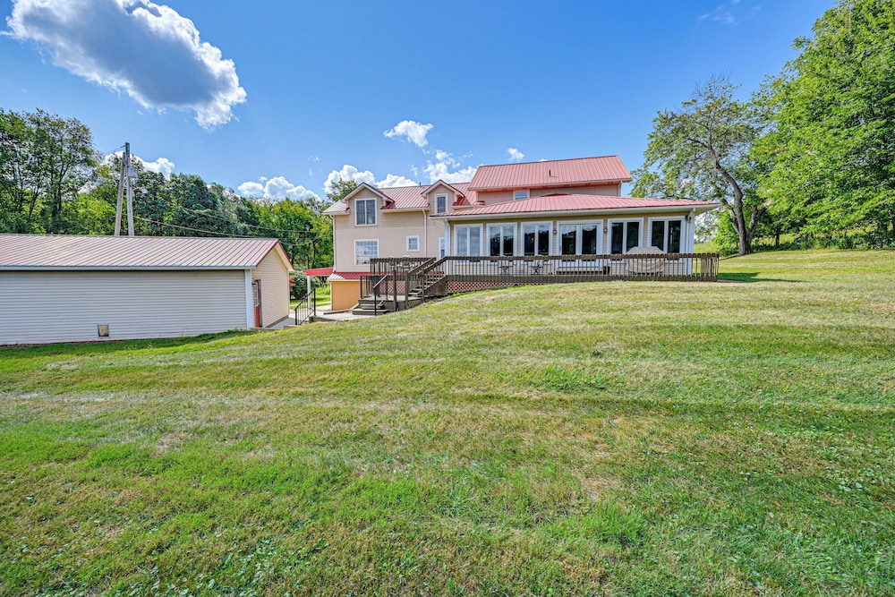 Rural & Private Dover Retreat: Close to Wineries!