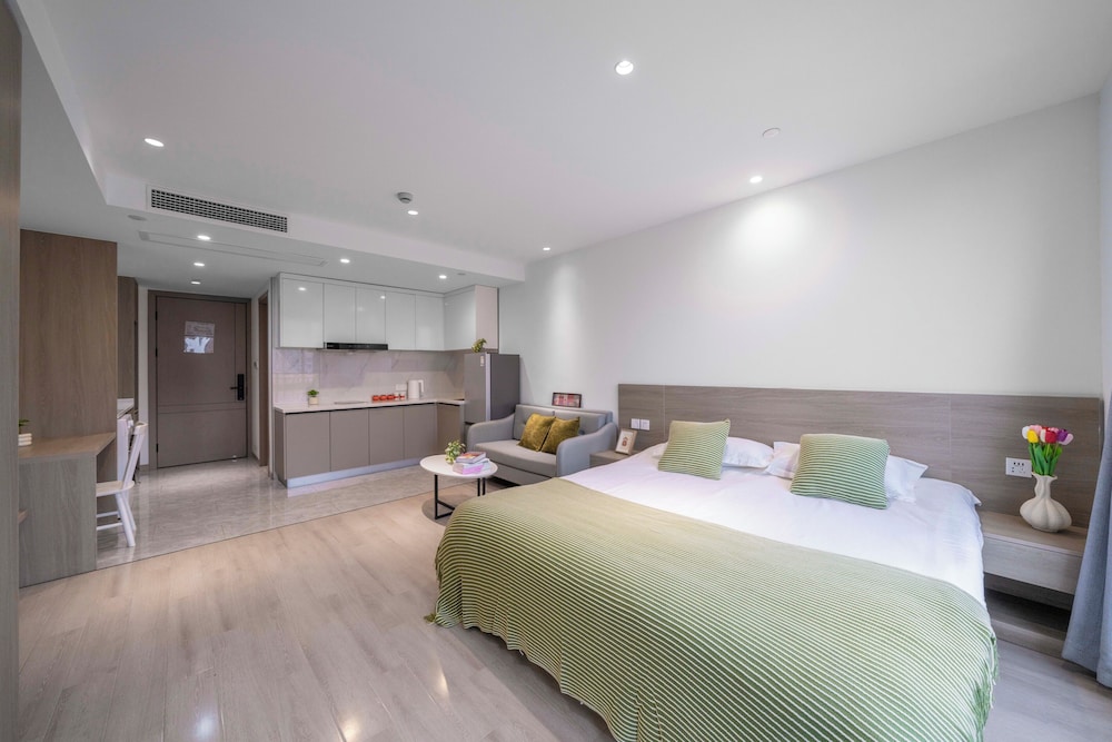 Book and Bed-QuYang Road