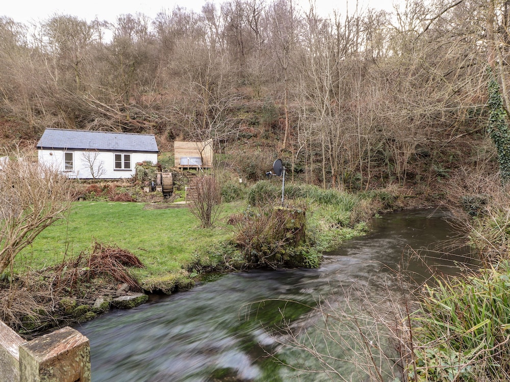Little Pandy Cottage view 5