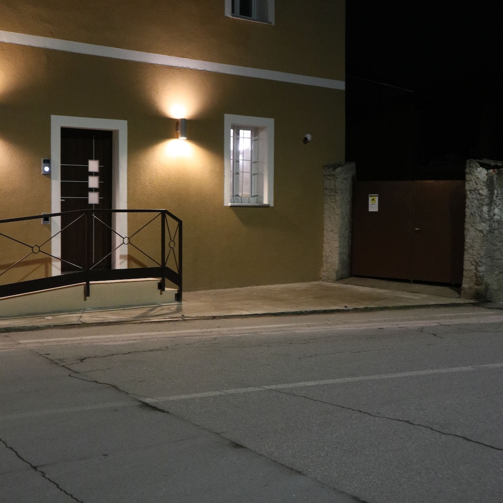 Photo 29