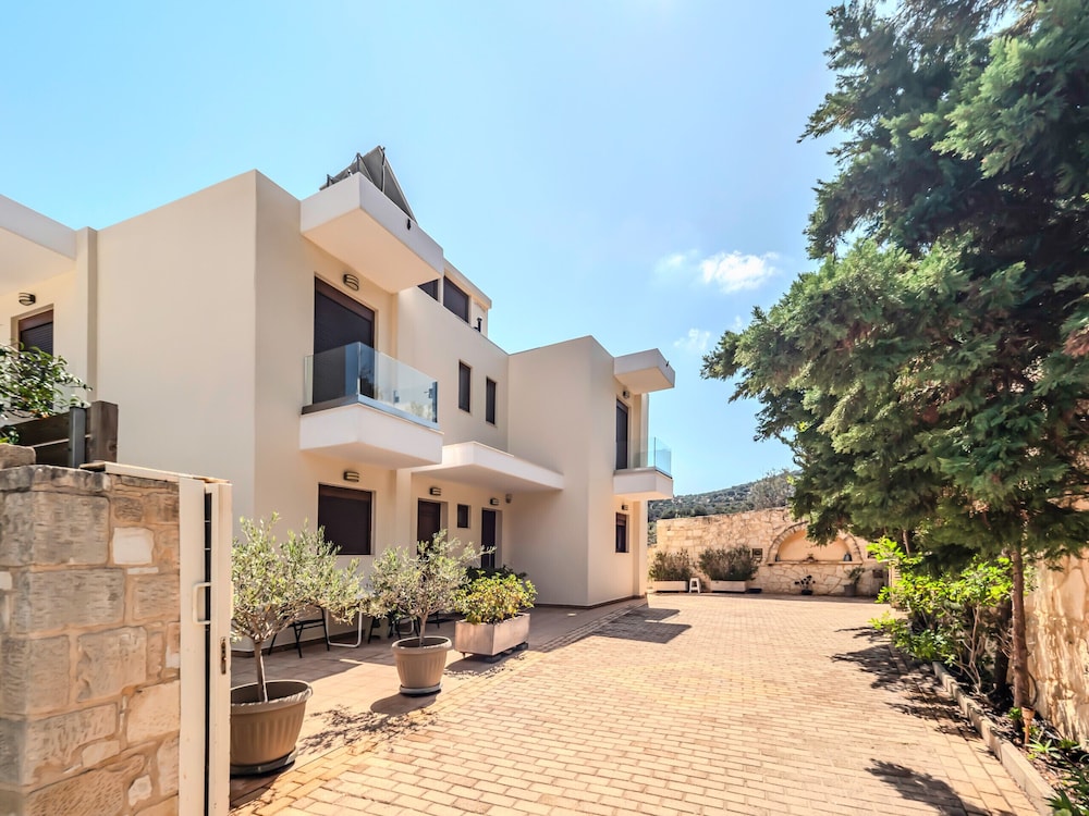 Villa Nikos