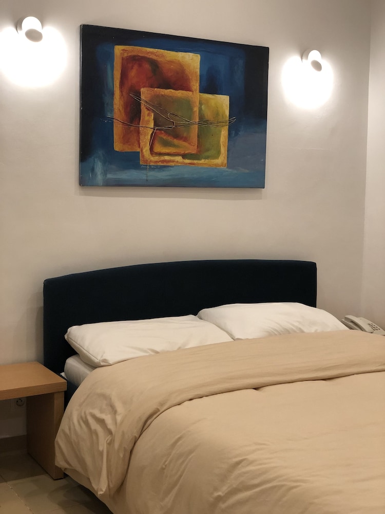 Bamako Vacations - Hotel La Chaumiere - Property Image 4