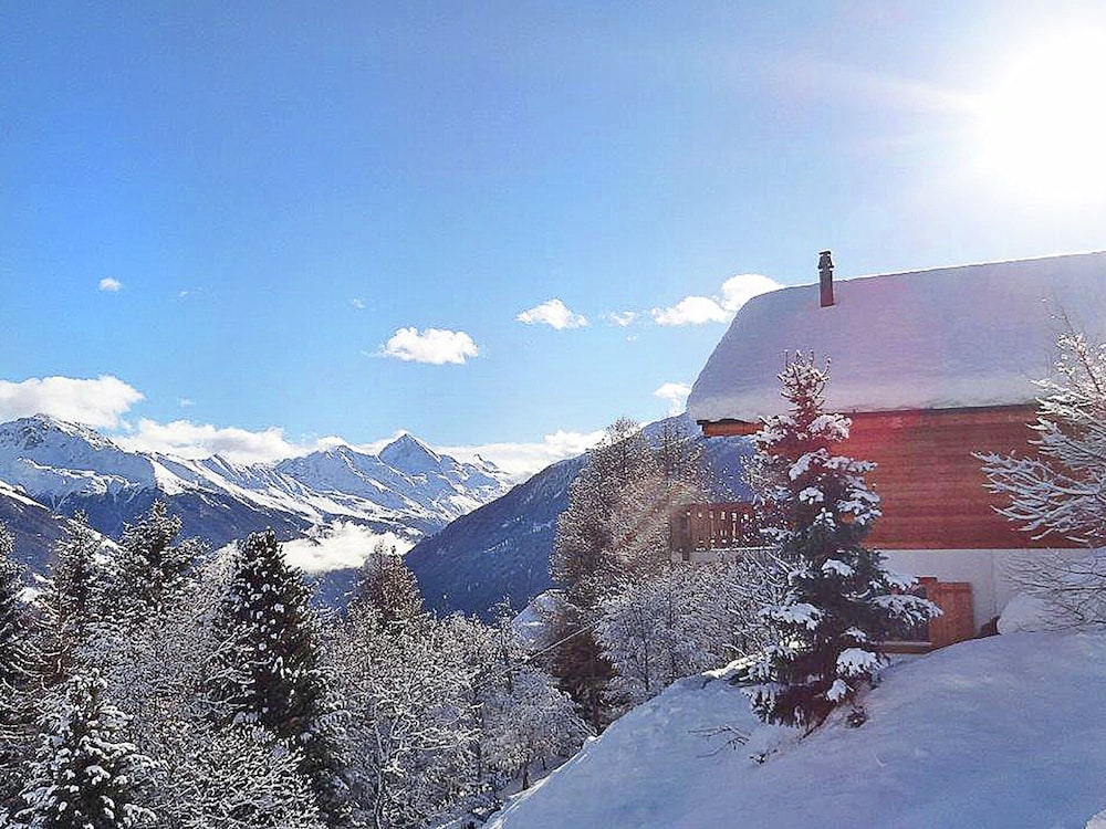 Chalet in Vex Near Ski Slopes