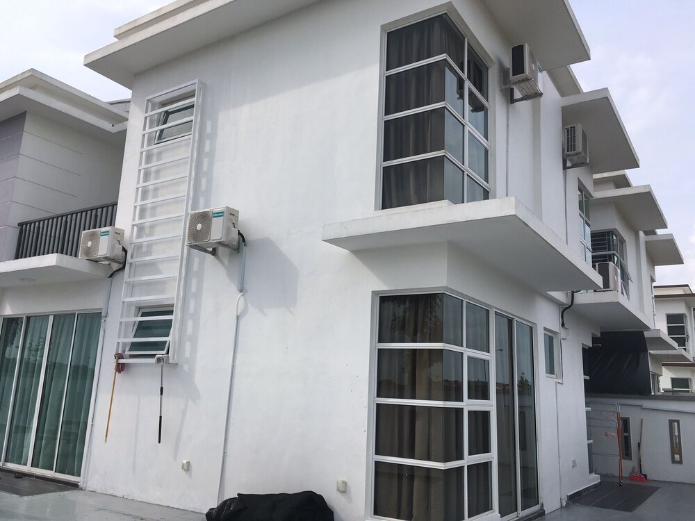 Fun Villa photo 1
