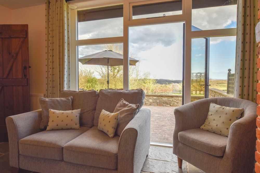 Old Byre Little Upton Farm view 3