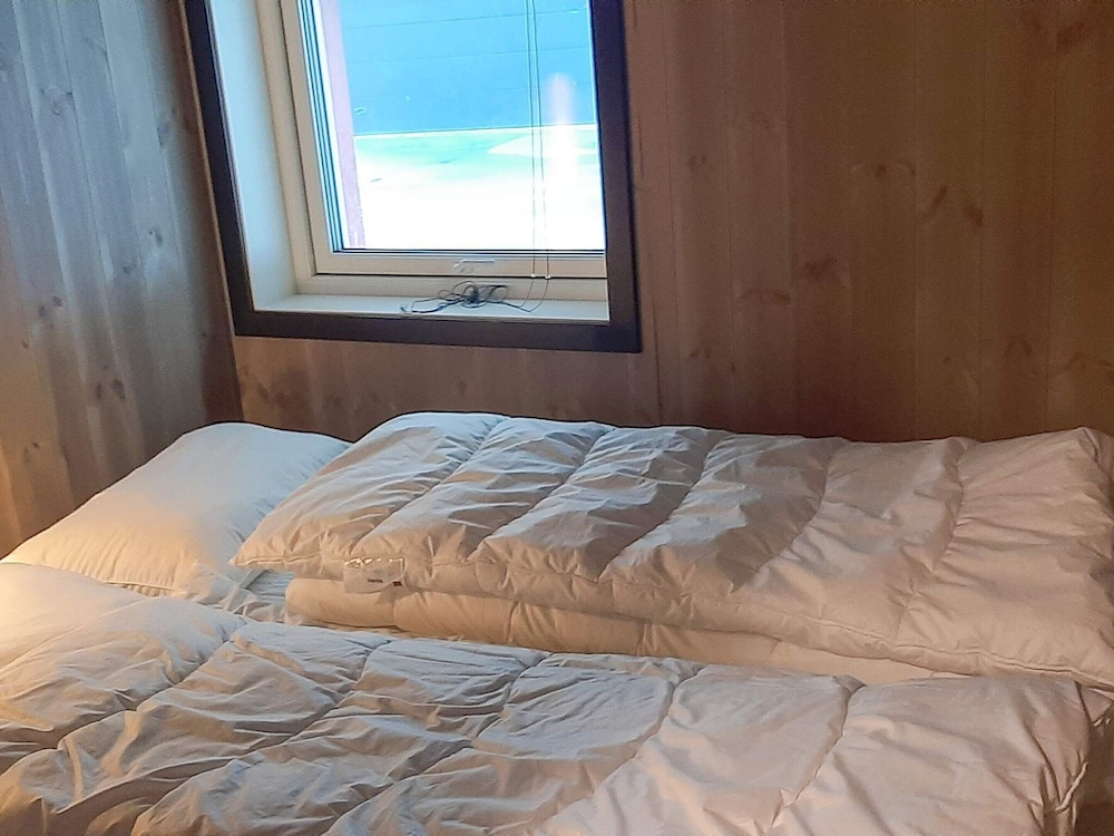 6 Person Holiday Home in Ana-sira