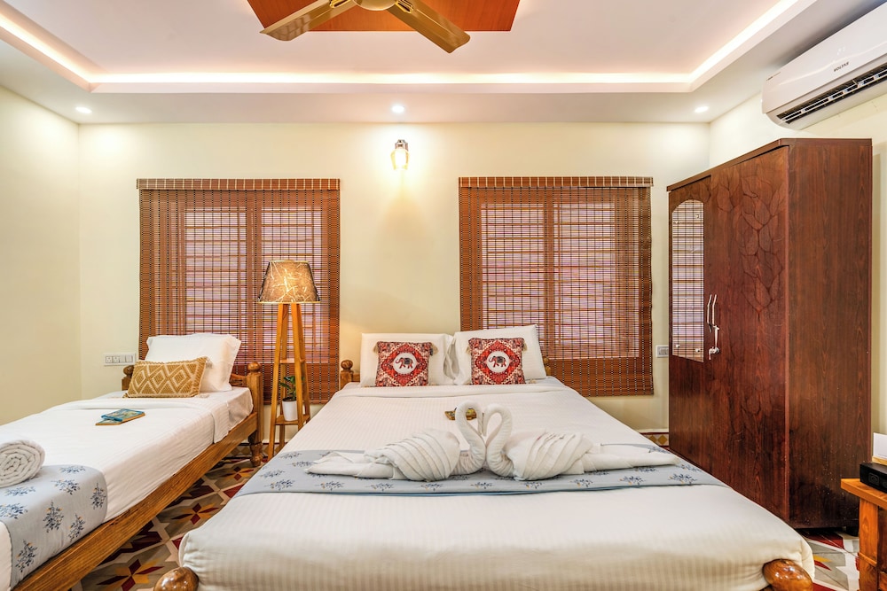 APR Villa by Alaya Stays