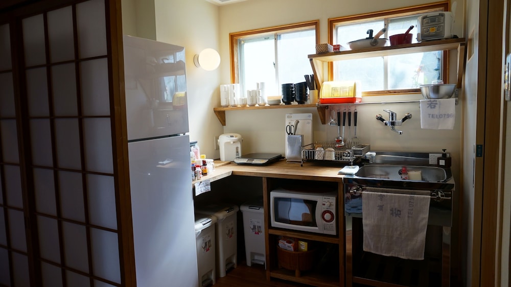 GUESTHOUSE Kinosaki Wakayo - Hostel, Caters to Women