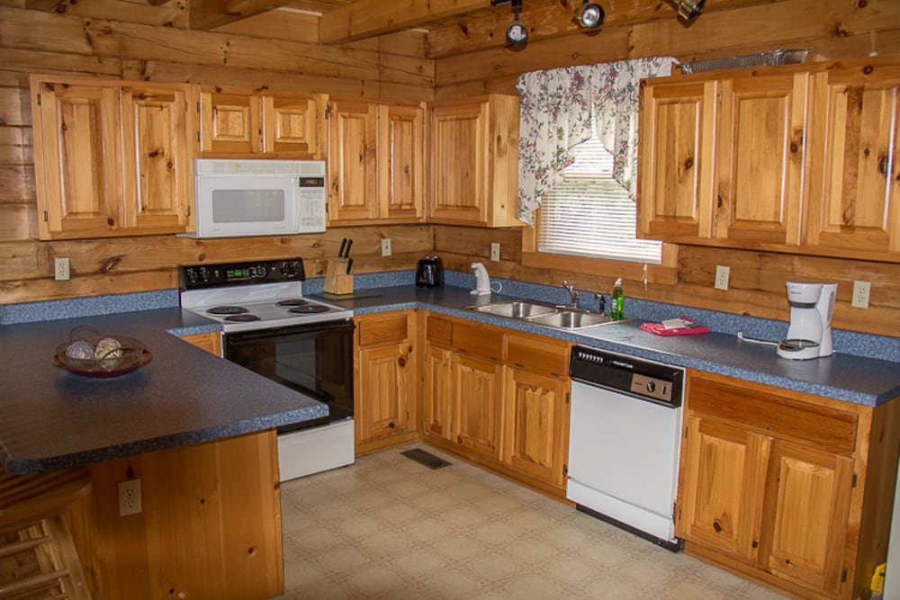 23 The Cub House 2 Bedroom Cabin by RedAwning view 4
