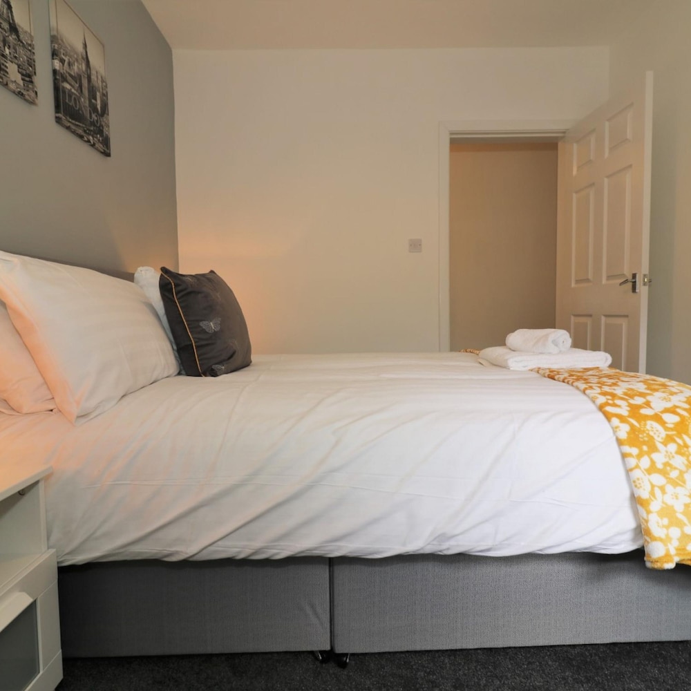 Newbattle House Airdrie view 2