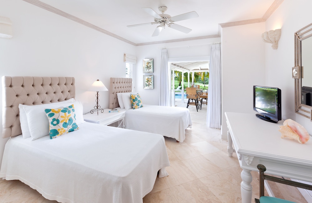 Coconut Grove 1 by Island Villas