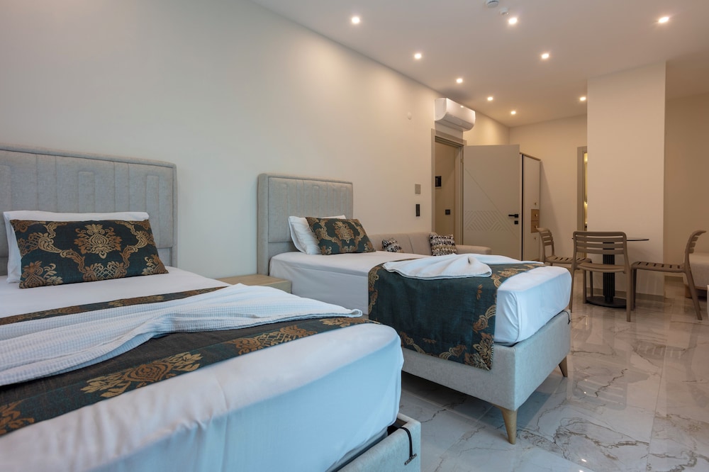 Loovox Suites