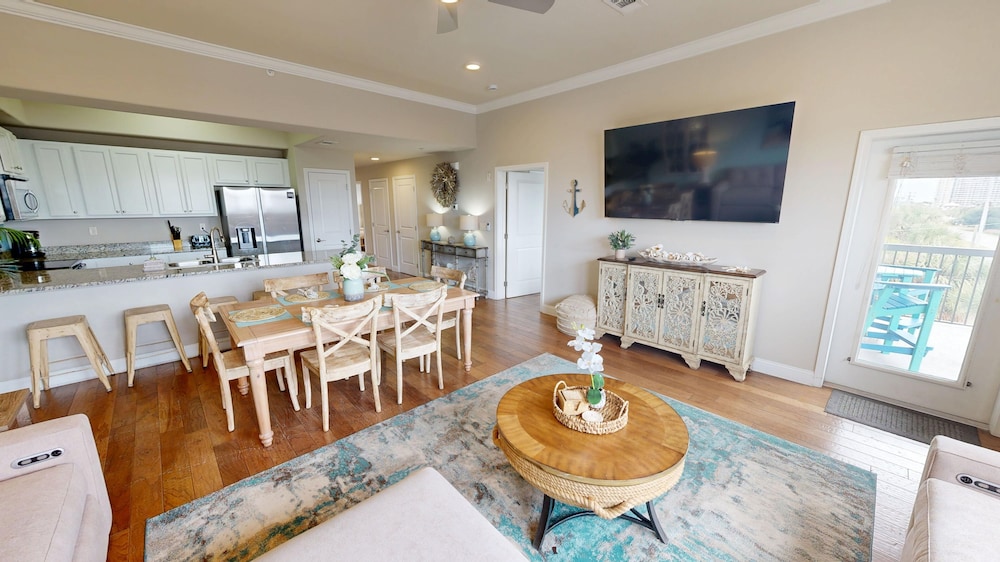 Alerio 301c 3 Bedroom Condo