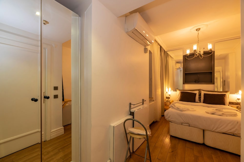 Pera Line Cihangir Hotel - Image 35