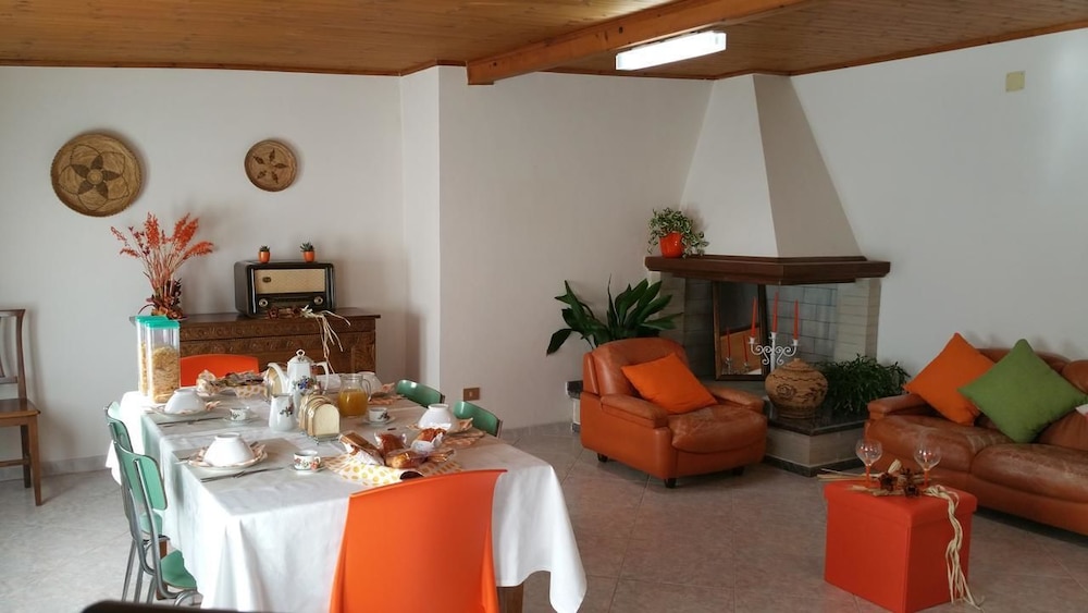 B&b Rooms Urzulei